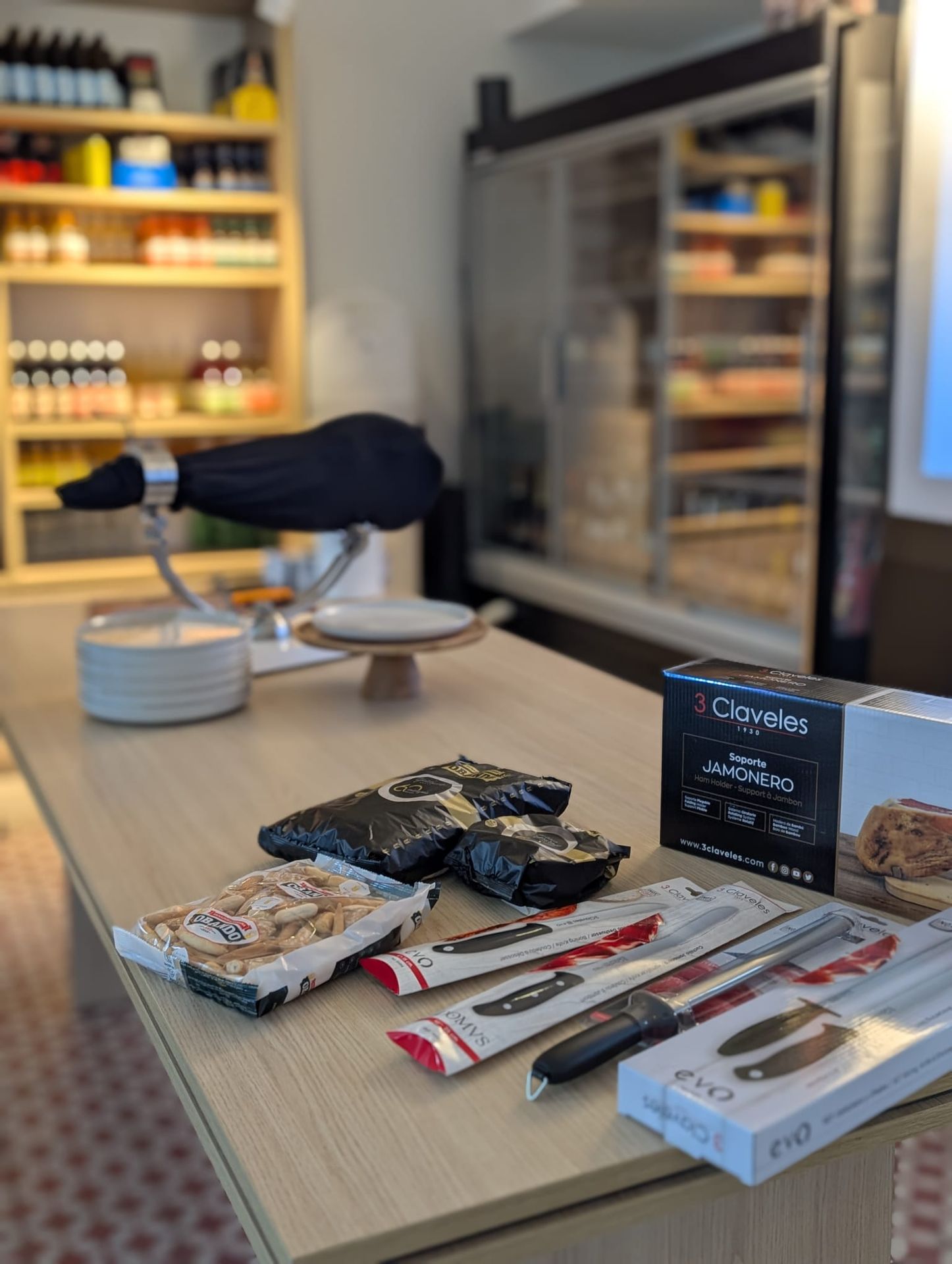 The knives laid out before the masterclass begins
