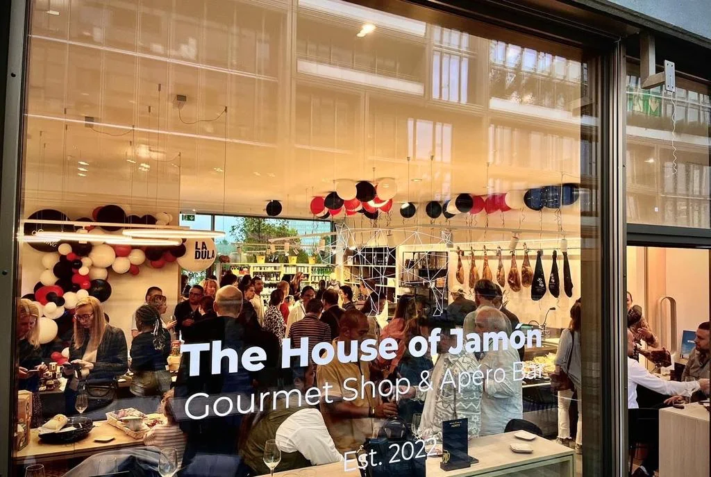 Das Schaufenster von LA DULA in Genf, The House of Jamón