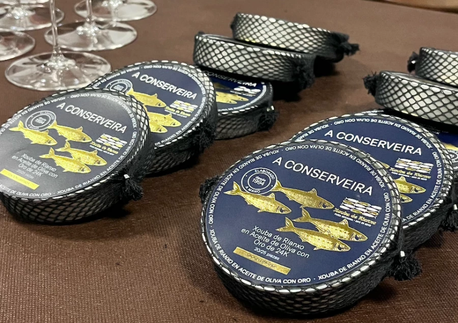 Sardinas "RIANXO Pesca Artesanal O XEITO" "LAMINAS ORO 24K" Luxe - A CON